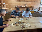 伝統工芸にふれる、組子体験　Fコース（組子鍋敷き）（パズル）