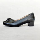 【神戸靴】　フラワーリボンがお洒落な職人手作りパンプス