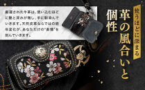 【デグナー】花山レザーキーケース&nbsp;[K-6K]&nbsp;花宝&nbsp;ブラック｜京都&nbsp;バイクギア&nbsp;人気ブランド&nbsp;バイク［&nbsp;レザー&nbsp;キーケース&nbsp;金襴織物&nbsp;おしゃれ&nbsp;人気&nbsp;おすすめ&nbsp;革&nbsp;牛革&nbsp;ツーリング&nbsp;ライダー&nbsp;バイカー&nbsp;バイク&nbsp;お取り寄せ&nbsp;通販&nbsp;送料無料&nbsp;ふるさと納税&nbsp;］