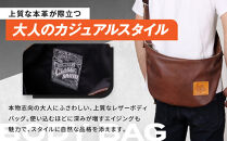 【デグナー】レザーボディバッグ バナナ [W-105] ブラック｜京都 バイクギア 人気ブランド レザーアイテム［ レザーボディバッグ ウェストポーチ スタイリッシュ 人気 おすすめ バッグ 鞄 かばん 革 レザー ツーリング ライダー バイカー バイク お取り寄せ 通販 送料無料 ふるさと納税 ］