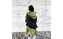 【無駄のないシンプルさ】大判ショルダーバッグ　UKIE　Super&nbsp;water&nbsp;repellent｜人気バッグ&nbsp;おすすめトート［&nbsp;無駄のないシンプル&nbsp;大判ショルダーバッグ&nbsp;UKIE&nbsp;Super&nbsp;water&nbsp;repellent&nbsp;撥水加工&nbsp;軽量&nbsp;バッグ&nbsp;トート&nbsp;人気&nbsp;おすすめ&nbsp;ギフト&nbsp;プレゼント&nbsp;お取り寄せ&nbsp;通販&nbsp;送料無料&nbsp;ふるさと納税&nbsp;］