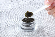 新見フレッシュキャビア&nbsp;塩分3.5%&nbsp;15ｇ&nbsp;【キャビア&nbsp;フレッシュ&nbsp;魚卵&nbsp;岩塩&nbsp;塩分控えめ&nbsp;魚介類&nbsp;岡山県産&nbsp;コク&nbsp;濃厚&nbsp;ギフト&nbsp;贈答】