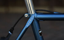 【VIGORE】ラグ付きハンドメイドロードバイク「70next」mechanical｜京都&nbsp;自転車&nbsp;ロードバイク&nbsp;人気ブランド［&nbsp;自転車&nbsp;ロードバイク&nbsp;クラシカル&nbsp;最先端&nbsp;おすすめ&nbsp;高級&nbsp;スポーツ&nbsp;アウトドア&nbsp;ツーリング&nbsp;サイクリング&nbsp;お取り寄せ&nbsp;通販&nbsp;送料無料&nbsp;ふるさと納税&nbsp;］