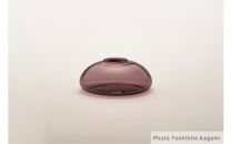 【パープル】フィンランド人デザイナーと群馬県のものづくりのコラボレーションから生まれた花瓶「ソフトベース」スモールサイズ