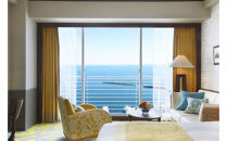 【琵琶湖ホテル】平休日1泊朝食付ペア宿泊券《【デラックスフロア】Luminaツイン》