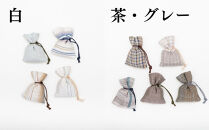 【アトリエシムラ】小裂の匂袋&nbsp;3つ〈色柄はおまかせ（藍/赤/紫/緑/淡桃/黄緑/白/茶・グレー）〉［&nbsp;京都&nbsp;染織ブランド&nbsp;&nbsp;和&nbsp;小物&nbsp;雑貨&nbsp;人気&nbsp;おすすめ&nbsp;草木染め&nbsp;ギフト&nbsp;プレゼント&nbsp;お取り寄せ&nbsp;通販&nbsp;送料無料&nbsp;ふるさと納税&nbsp;］