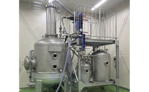 白鶴&nbsp;KOBE&nbsp;HERBAL&nbsp;GIN&nbsp;白風&nbsp;(しらかぜ）#01&nbsp;700ml瓶&nbsp;（化粧箱付き）