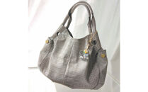 川越唐桟　3wayキーホルダー　着物小物　バッグチャーム　携帯ストラップ　川唐　唐桟織物　木綿　山吹の花　フラワービーズ