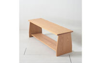 座面の下にモノが置けるシェルフベンチ&nbsp;オーク無垢材&nbsp;ベンチの他にもパソコンデスクやテレビボーとしても使えます