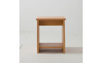 座面の下にモノが置けるシェルフスツール&nbsp;オーク無垢材&nbsp;ベンチの他に花台やステップ、ベッドサイドテーブルとしても使えます