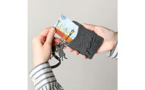 aonecoリール付きパスケース【グレージュ】