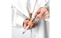 aonecoリール付きペンホルダー【ミモザイエロー】