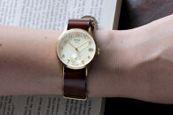 JIOS OMI 日本製 クラシックスタイル クオーツ腕時計 メンズ レディース ウォッチ ユニセックス 男女兼用 Made in Shiga スモールセコンド ゴールド×ベージュ 栃木レザー NATOベルト （ブラウン）