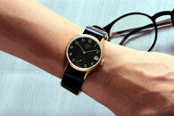 JIOS OMI 日本製 クラシックスタイル クオーツ腕時計 メンズ レディース ウォッチ ユニセックス 男女兼用 Made in Shiga スモールセコンド ゴールド×ブラック 栃木レザー NATOベルト （ブラック）