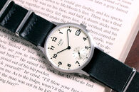 JIOS OMI 日本製 クラシックスタイル クオーツ腕時計 メンズ レディース ウォッチ ユニセックス 男女兼用 Made in Shiga スモールセコンド シルバー×ベージュ 栃木レザー NATOベルト （ブラック）