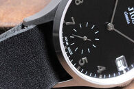 JIOS OMI 日本製 クラシックスタイル クオーツ腕時計 メンズ レディース ウォッチ ユニセックス 男女兼用 Made in Shiga スモールセコンド シルバー×ブラック 栃木レザー NATOベルト （ブラック）