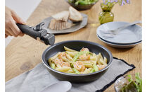 ダイヤモンドコートパン<br>
マルチエッグパン入り１２点セット　ＩＨガス火対応　&nbsp;MEGI-12S&nbsp;ブラウンメタリック