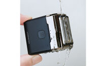 川崎市に本社工場を構える　理美容家電メーカー　ロゼンスターJPN　モバイルシェーバー5枚刃　SRM-506