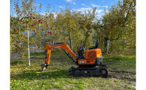 日立建機ティエラ　ミニショベル&nbsp;ZX8U-2