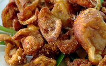 【広島名物珍味】とり皮ガーリック風味（13g ×30袋）｜広島名物 逸品 手羽元 手羽中 ガーリック風味 常温保存 おつまみ ギフト プレゼント 贈り物 広島県 尾道市