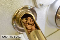 【定期便】AND THE SOIL.オリジナル焙煎オーガニックコーヒー豆GUA深煎り2400g　200g×12 か月【福岡高砂】