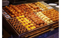 【ホテルオークラ福岡】平休日1泊朝食付 ペア宿泊券