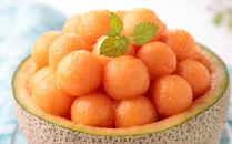 【26年発送先行予約】香り豊かな 北海道レッドメロン 1.3kg×1玉(2026年7月下旬から発送開始予定) 【 果物 くだもの フルーツ メロン 赤肉 赤肉メロン 旬 お取り寄せ 甘い 北海道産 旭川市 北海道 】_05408