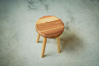 杉の丸スツール 座面320mm × 高さ440mm