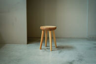 杉の丸スツール 座面320mm × 高さ440mm