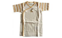 オーガニックコットンベビーウェア2点セット(動物刺しゅう付き・キリン)