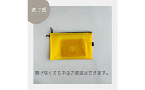 【黄色】A6が入るとっても軽いナイロンフラットポーチ（マチなし）旅行用や化粧品にも