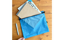 【水色】B5が入る軽いナイロンフラットポーチ　旅行用　着替え　大容量　横長　バッグインポーチ