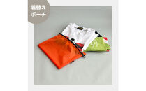 【オレンジ】A5サイズが入る軽いナイロンフラットポーチ　旅行用　着替え