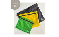 【水色】A5サイズが入る軽いナイロンフラットポーチ　旅行用　着替え