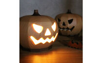 檜香るジャックオーランタン／木製ランプ〈Ricod〉