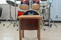 高校生の学びを応援！空き家再生アップサイクル椅子「空き家の廃材を使った小物が入る引き出しチェア」倉吉西高校×三朝町