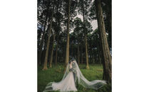 森の中の「フォト婚式」