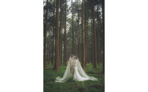 森の中のウェディングフォト