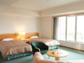 【癒しのリゾート・加賀の幸　ホテルアローレ】平休日1泊2食付　ペア宿泊券《ラグジュアリーツイン》