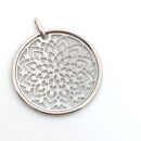 【プラチナネックレス&nbsp;Pt900&nbsp;二つ菊ペンダントトップ&nbsp;グリームカット長小豆0.25φ&nbsp;45cm】富山県&nbsp;富山市&nbsp;贈り物&nbsp;おすすめ&nbsp;ギフト&nbsp;記念