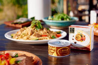 与論島産「ほろほろ鳥の胸肉を使ったブラウンマスタード」と「マンゴージャム」・焼酎「島有泉」の晩餐セット