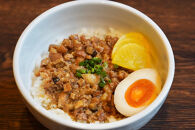 麺線屋formosa&nbsp;川崎人気台湾料理店の&nbsp;麺線、魯肉、ラー油セット