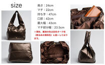 【onomasato】バッグ&nbsp;キューブ25《women&nbsp;軽量》シャンパンゴールド｜京都&nbsp;パリコレデザイナー&nbsp;人気バッグ［&nbsp;小野正人&nbsp;ブランド&nbsp;鞄&nbsp;折りたたみ機能付き&nbsp;撥水&nbsp;耐久性あり&nbsp;軽量&nbsp;日常使い&nbsp;人気&nbsp;おすすめ&nbsp;ギフト&nbsp;プレゼント&nbsp;お取り寄せ&nbsp;通販&nbsp;送料無料&nbsp;ふるさと納税&nbsp;］