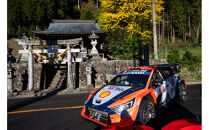 ラリージャパン【三河湖SS（三河湖観戦エリア）ポディウム付観戦券／大人３名＋こども２名（トヨタテクニカルセンター下山駐車場P&R）】5月31日（日）