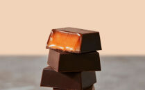 チョコレートバンク&nbsp;BANK&nbsp;BonBon&nbsp;1箱6粒入り&nbsp;白桃フランボワーズ&nbsp;冷凍