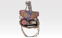 【ハンドメイド】彩霞のかご　桃色　籐かごバッグ　カラーラタンバスケット　おしゃれバッグ　デザインバッグ　ショルダーバッグ