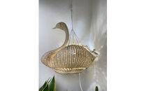 【ハンドメイド】Swan&nbsp;Light（スワンライト）＜大＞―籐編みの優雅な灯り―【11100-2101】
