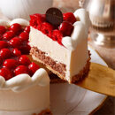 最高級洋菓子&nbsp;シュス木苺レアチーズケーキ30cm