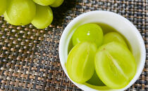 長野市産シャインマスカット3～4房（約2kg）【2026年9月中旬以降の出荷分】（本気農場いけだ）