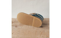 柔らかく履かせやすい本革製ベビーシューズ　ブルー